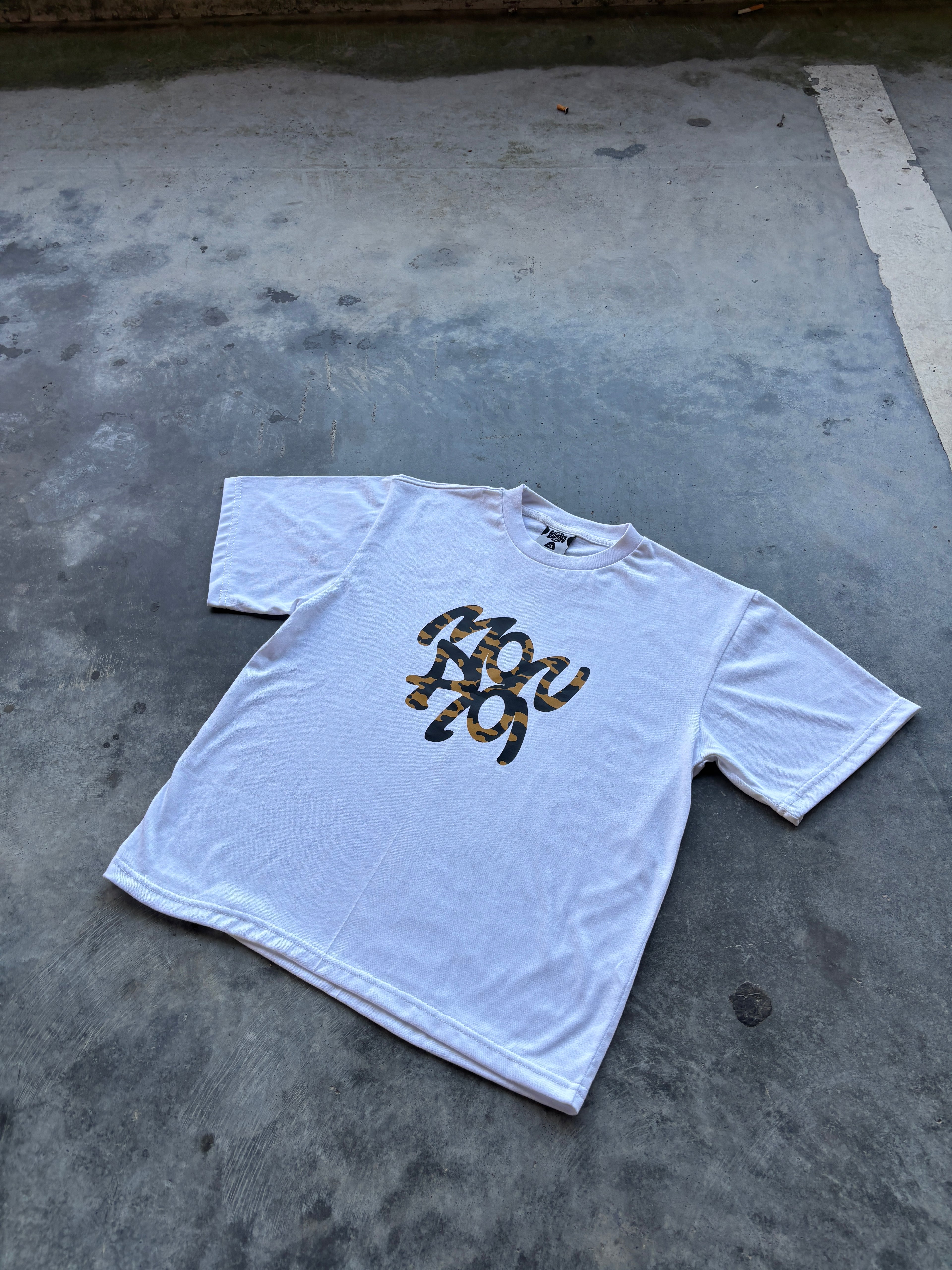 WHITE T-SHIRT MILITARY