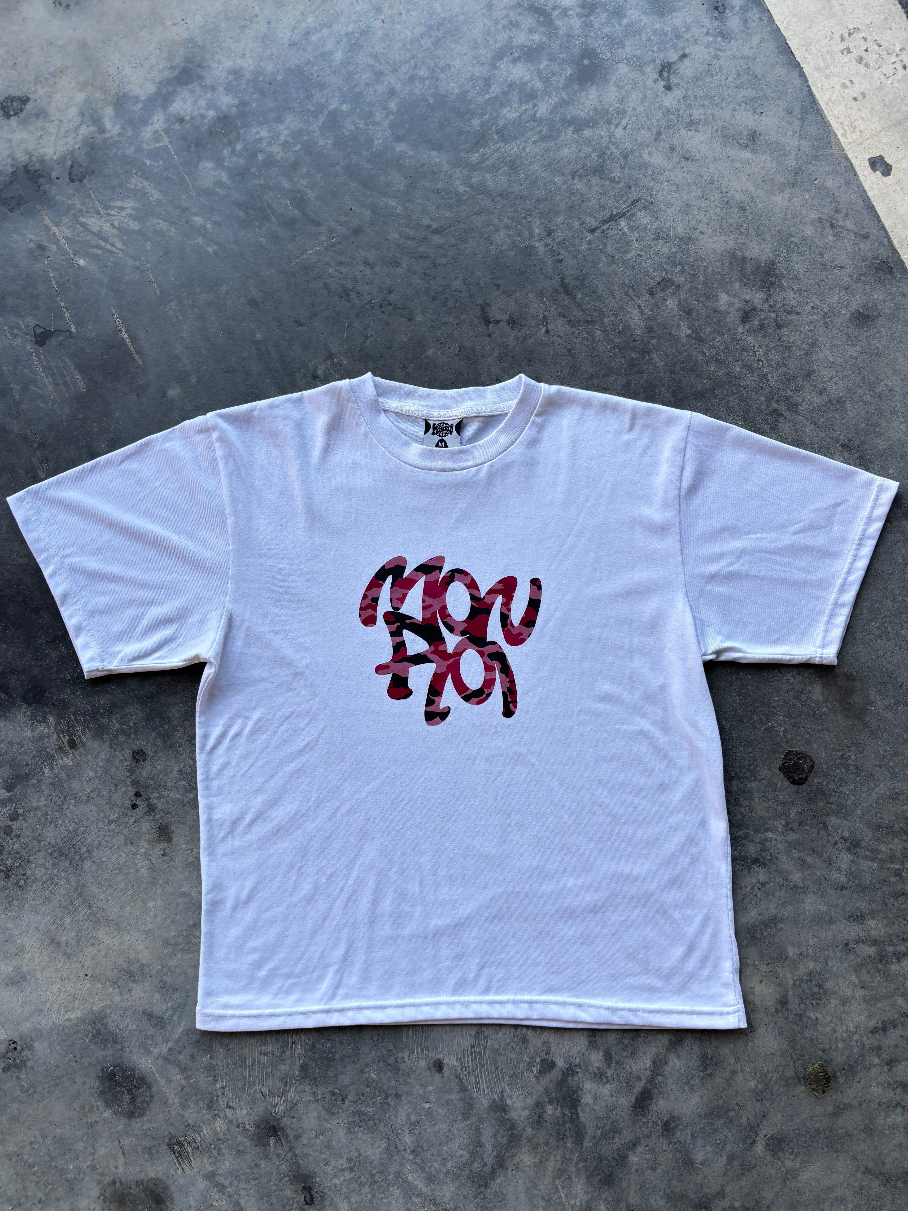 WHITE T-SHIRT CAPINK